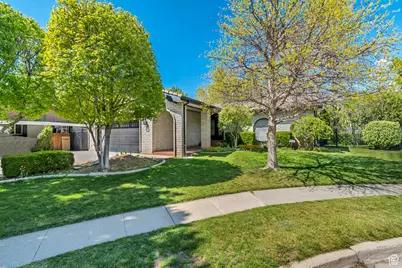 2587 E Oak Creek Cir, Sandy, UT 84093 - Photo 1