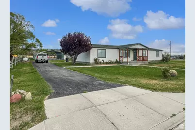 32 W 200 S, Emery, UT 84522 - Photo 1