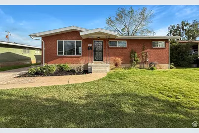 324 Marilyn Dr, Clearfield, UT 84015 - Photo 1