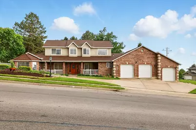 408 E Chase Ln, Centerville, UT 84014 - Photo 1