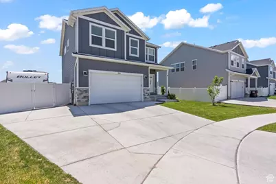 742 E Stonebriar Dr, Eagle Mountain, UT 84005 - Photo 1