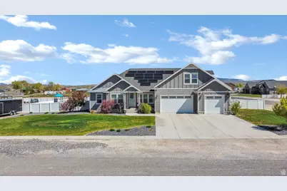 495 E 100 S, Centerfield, UT 84622 - Photo 1