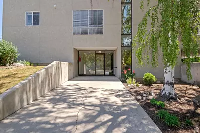 207 S 600 E #3C, Salt Lake City, UT 84102 - Photo 1