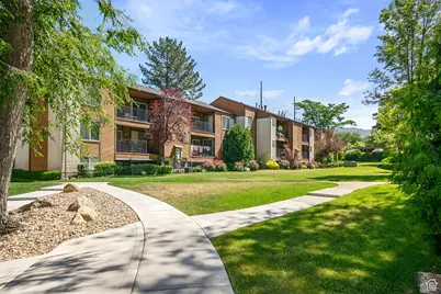 2402 S Elizabeth St #5, Salt Lake City, UT 84106 - Photo 1