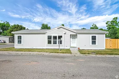 371 Broadmoor Ave, Ogden, UT 84404 - Photo 1