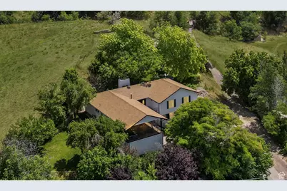 958 N Main St W, Farmington, UT 84025 - Photo 1