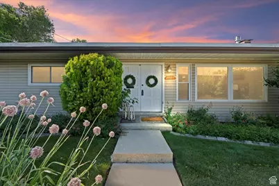 4549 S Tanglewood Dr E #4549, Holladay, UT 84117 - Photo 1