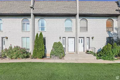 1554 Monroe Blvd #D2, Ogden, UT 84404 - Photo 1
