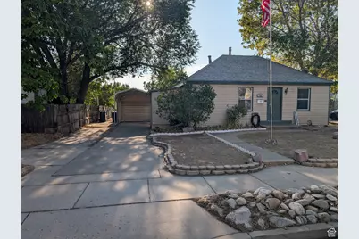126 S 450 E, Clearfield, UT 84015 - Photo 1
