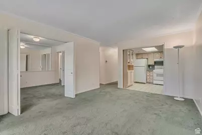 1460 E Highland Cove Ln S #223, Salt Lake City, UT 84106 - Photo 1