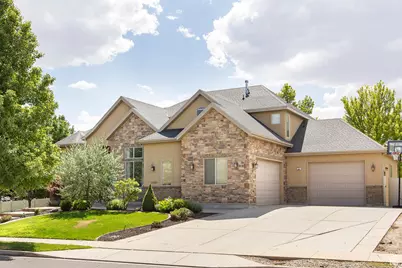 11202 S Sharons Ln, Sandy, UT 84070 - Photo 1