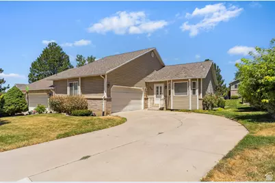 309 E 100 S, Kaysville, UT 84037 - Photo 1