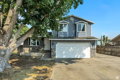 1032 N 750 W, Clinton, UT 84015 - Photo 1