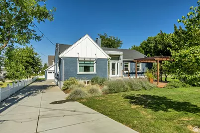 38 S 300 W, Farmington, UT 84025 - Photo 1