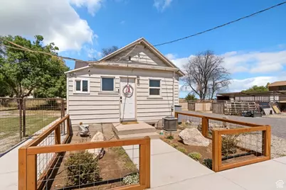 8385 W 11200 N, Tremonton, UT 84337 - Photo 1