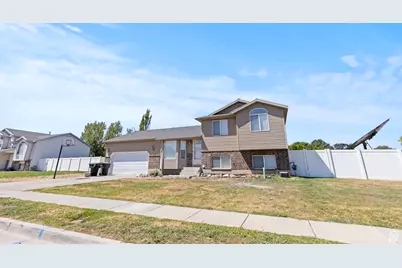 2121 N 550 W, Clinton, UT 84015 - Photo 1