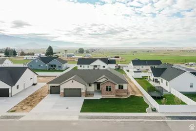 732 E 750 S, Preston, ID 83263 - Photo 1