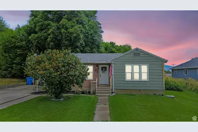 85 N Center St, Hyrum, UT 84319 - Photo 1