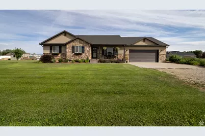 2266 W 200 S, Roosevelt, UT 84066 - Photo 1