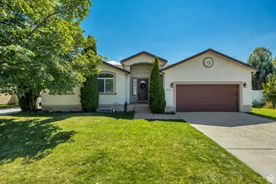 204 E Dakota Dr, Springville, UT 84663 - Photo 1