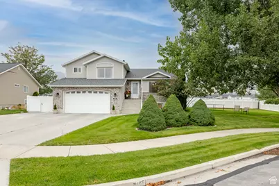 754 S 220 E, Smithfield, UT 84335 - Photo 1