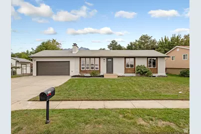 9555 S 1700 E, Sandy, UT 84092 - Photo 1