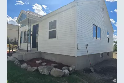 154 D St, Helper, UT 84526 - Photo 1