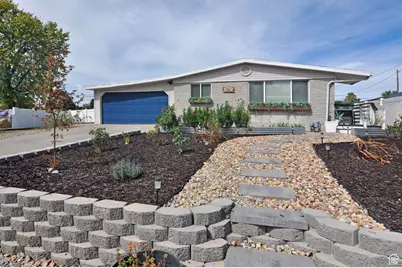 879 N Diamond St, Layton, UT 84041 - Photo 1