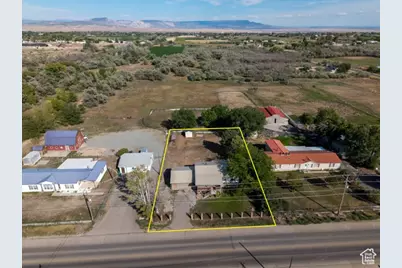3365 S Vernal Ave E, Vernal, UT 84078 - Photo 1