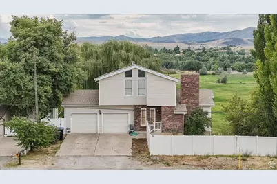 885 W 300 N, Hyrum, UT 84319 - Photo 1
