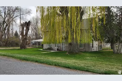 159 N 300 W, Mount Pleasant, UT 84647 - Photo 1