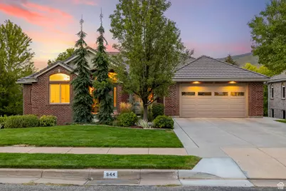 944 Ben Lomond Ave, South Ogden, UT 84403 - Photo 1