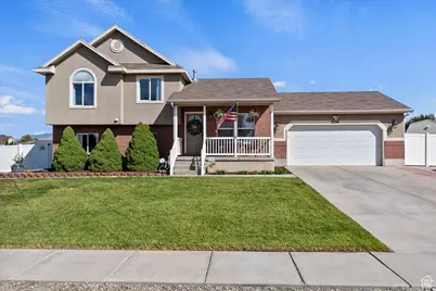 2558 N 2500 W, Clinton, UT 84015 - Photo 1