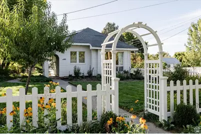 460 S Center St, Hyrum, UT 84319 - Photo 1