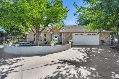 645 S 700 W, Hurricane, UT 84737 - Photo 1