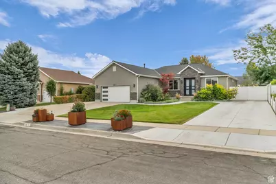 5113 W Wood Ranch Dr, South Jordan, UT 84009 - Photo 1