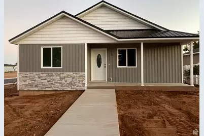 601 W 200 N, Roosevelt, UT 84066 - Photo 1