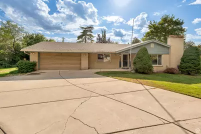 4380 S Wander Ln, Holladay, UT 84124 - Photo 1