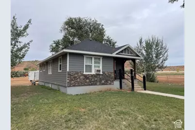 1519 E 3000 N, Roosevelt, UT 84066 - Photo 1