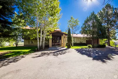 1437 S Vernal Ave, Vernal, UT 84078 - Photo 1