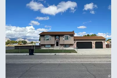 311 E 200 S, Huntington, UT 84528 - Photo 1