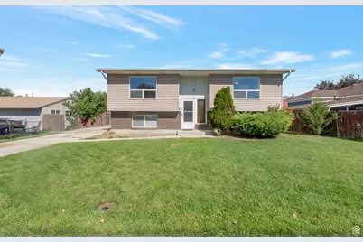 240 W 300 N, Lehi, UT 84043 - Photo 1