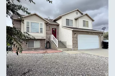 210 S 900 W, Tremonton, UT 84337 - Photo 1