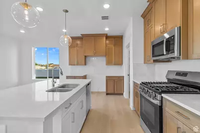 696 N 600 W #105, Tremonton, UT 84337 - Photo 1