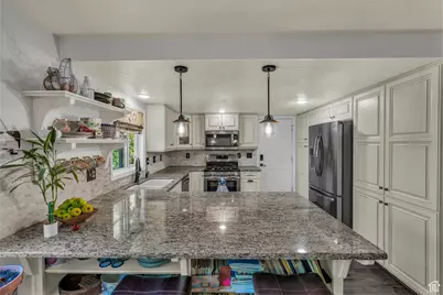 254 N Hillside Dr, Toquerville, UT 84774 - Photo 1