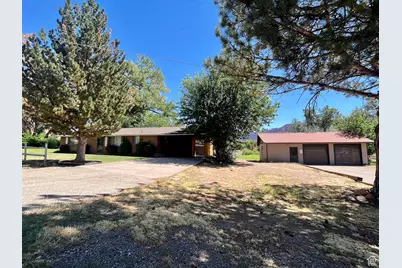 2704 E Bench Rd, Moab, UT 84532 - Photo 1