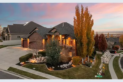 217 E 3000 S, Bountiful, UT 84010 - Photo 1