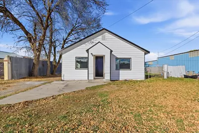 139 E 4th S, Preston, ID 83263 - Photo 1