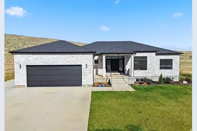 420 W 350 N, Gunnison, UT 84634 - Photo 1