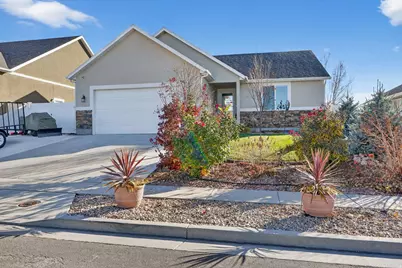 967 S Sundown Ln, Tooele, UT 84074 - Photo 1